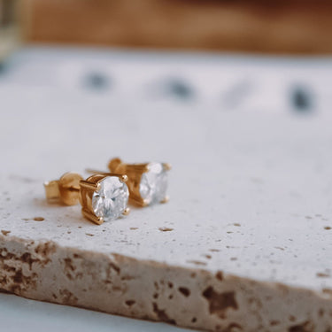 Aros Moissanita Dust Gold 1.0 quilate - Atesorame