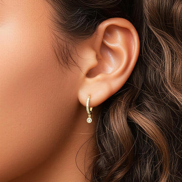 Argollas Moissanita Punto de Luz Gold - Atesorame