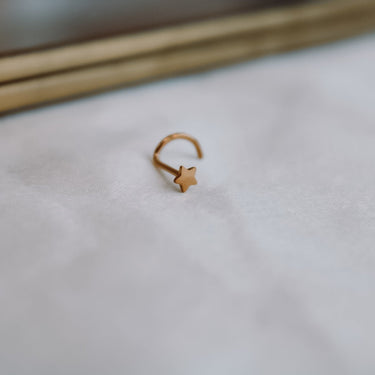 Piercing nariz Titanio Star Gold - Atesorame