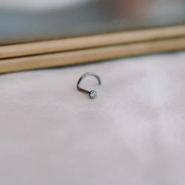 Piercing Nariz Titanio Shine Silver - Atesorame