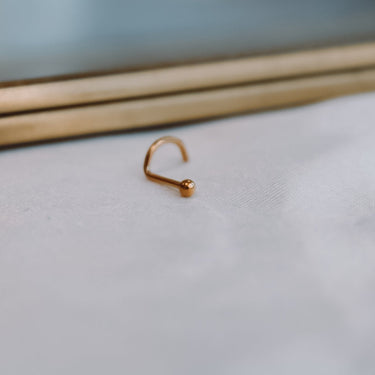 Piercing Nariz Titanio Dot Gold - Atesorame