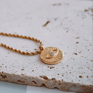 Collar Medalla Ojo Protector Gold - Atesorame