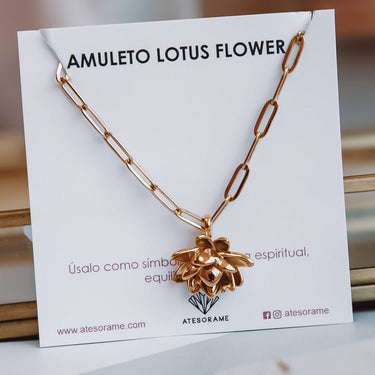 Collar Flor de Loto tridimensional Gold - Atesorame