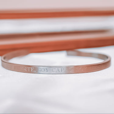 Esclava Manifiesta "Soy fuerte, soy capaz, soy perseverante" Plata - 4mm